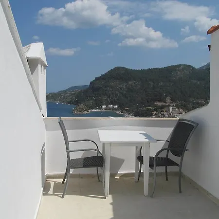 Serena Suites Aparthotel