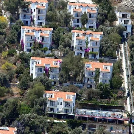 Serena Suites Aparthotel