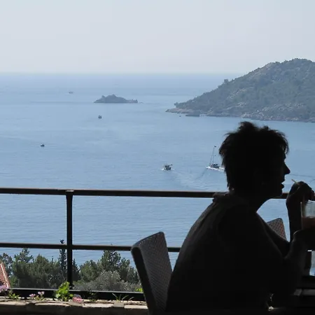 Serena Suites