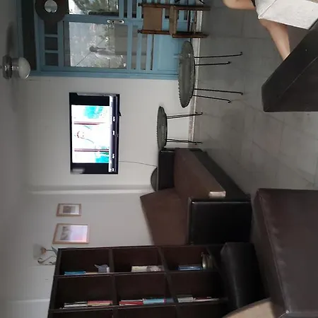 아파트호텔 Serena Suites 말마리스
