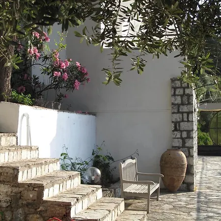 Serena Suites