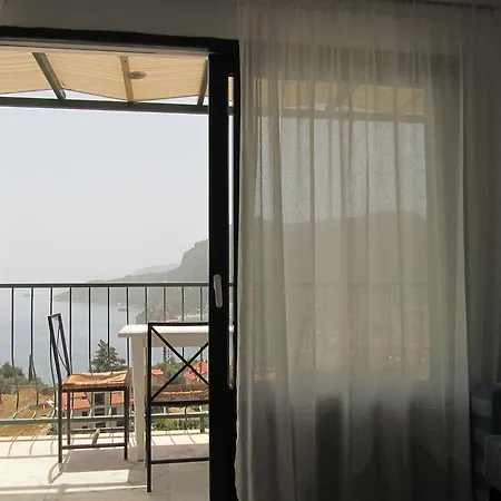 Apartmanhotel Serena Suites 3*